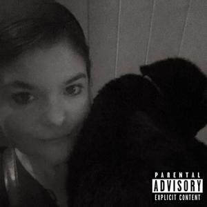 Meet your Posher, Eva